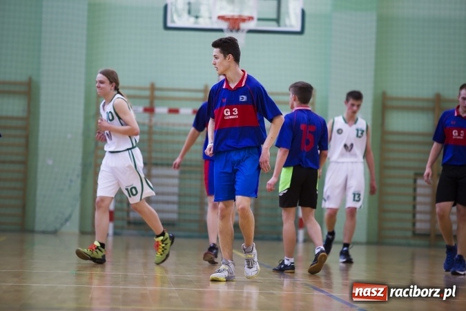 Zdjęcie w galerii na portalu naszraciborz.pl: Koszykarze Gimnazjum nr 1 najlepsi w finałach rejonowych wiadomości z regionu