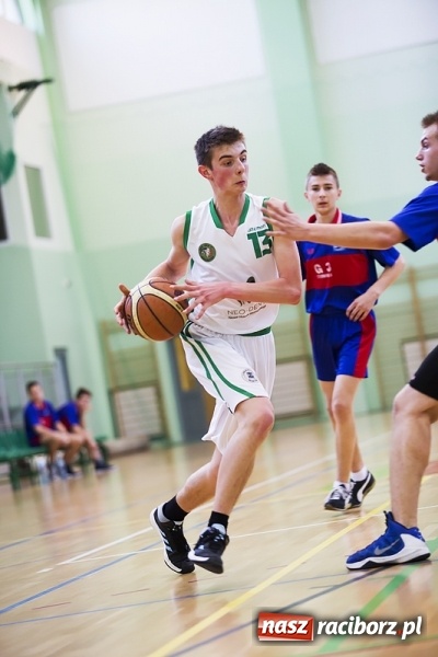 Zdjęcie w galerii na portalu naszraciborz.pl: Koszykarze Gimnazjum nr 1 najlepsi w finałach rejonowych wiadomości z regionu