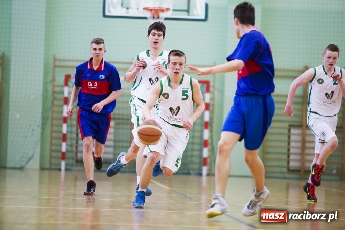 Zdjęcie w galerii na portalu naszraciborz.pl: Koszykarze Gimnazjum nr 1 najlepsi w finałach rejonowych wiadomości z regionu