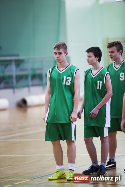 Zdjęcie w galerii na portalu naszraciborz.pl: Koszykarze Gimnazjum nr 1 najlepsi w finałach rejonowych wiadomości z regionu