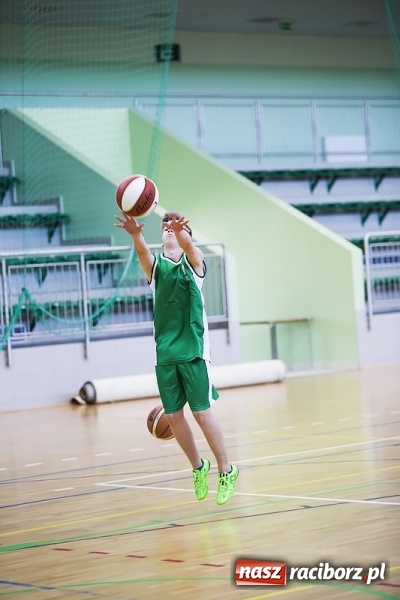 Zdjęcie w galerii na portalu naszraciborz.pl: Koszykarze Gimnazjum nr 1 najlepsi w finałach rejonowych wiadomości z regionu