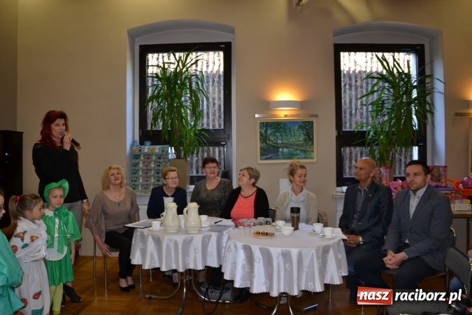 Zdjęcie w galerii na portalu naszraciborz.pl: XXIV Międzynarodowy Przegląd Teatrzyków Przedszkolnych - dzień drugi wiadomości z regionu