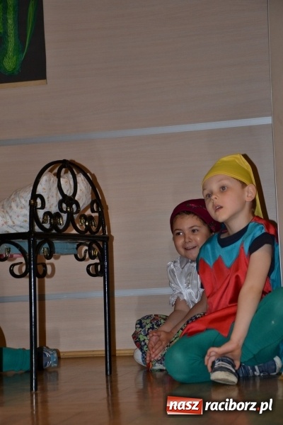 Zdjęcie w galerii na portalu naszraciborz.pl: XXIV Międzynarodowy Przegląd Teatrzyków Przedszkolnych - dzień drugi wiadomości z regionu