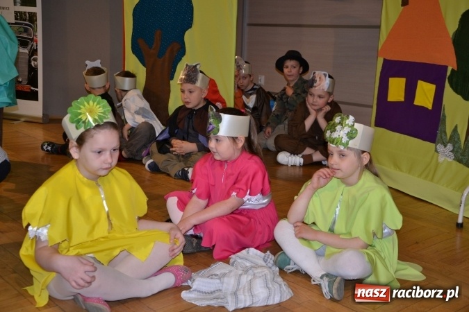 Zdjęcie w galerii na portalu naszraciborz.pl: XXIV Międzynarodowy Przegląd Teatrzyków Przedszkolnych - dzień drugi wiadomości z regionu