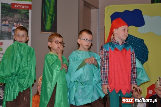 Zdjęcie w galerii na portalu naszraciborz.pl: XXIV Międzynarodowy Przegląd Teatrzyków Przedszkolnych - dzień drugi wiadomości z regionu