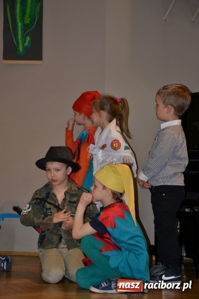 Zdjęcie w galerii na portalu naszraciborz.pl: XXIV Międzynarodowy Przegląd Teatrzyków Przedszkolnych - dzień drugi wiadomości z regionu