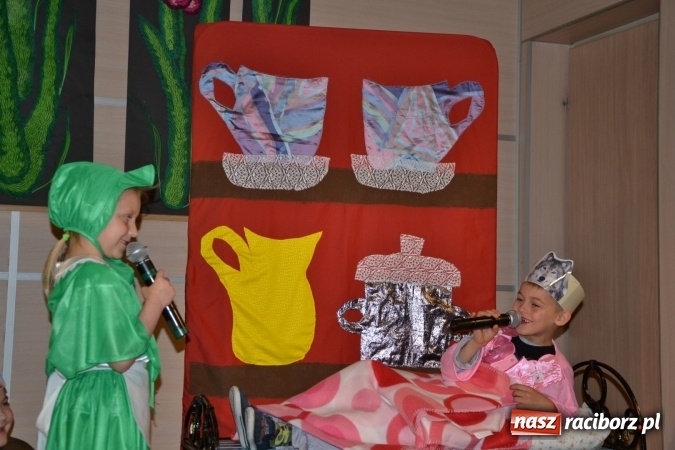 Zdjęcie w galerii na portalu naszraciborz.pl: XXIV Międzynarodowy Przegląd Teatrzyków Przedszkolnych - dzień drugi wiadomości z regionu