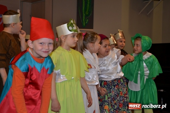Zdjęcie w galerii na portalu naszraciborz.pl: XXIV Międzynarodowy Przegląd Teatrzyków Przedszkolnych - dzień drugi wiadomości z regionu