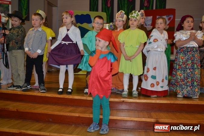 Zdjęcie w galerii na portalu naszraciborz.pl: XXIV Międzynarodowy Przegląd Teatrzyków Przedszkolnych - dzień drugi wiadomości z regionu