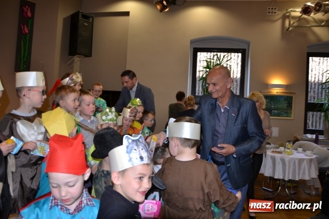 Zdjęcie w galerii na portalu naszraciborz.pl: XXIV Międzynarodowy Przegląd Teatrzyków Przedszkolnych - dzień drugi wiadomości z regionu