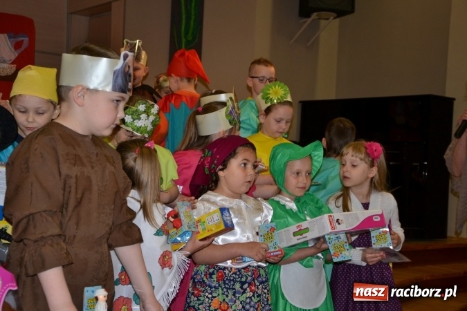 Zdjęcie w galerii na portalu naszraciborz.pl: XXIV Międzynarodowy Przegląd Teatrzyków Przedszkolnych - dzień drugi wiadomości z regionu