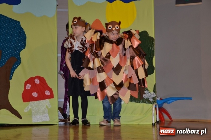 Zdjęcie w galerii na portalu naszraciborz.pl: XXIV Międzynarodowy Przegląd Teatrzyków Przedszkolnych - dzień drugi wiadomości z regionu