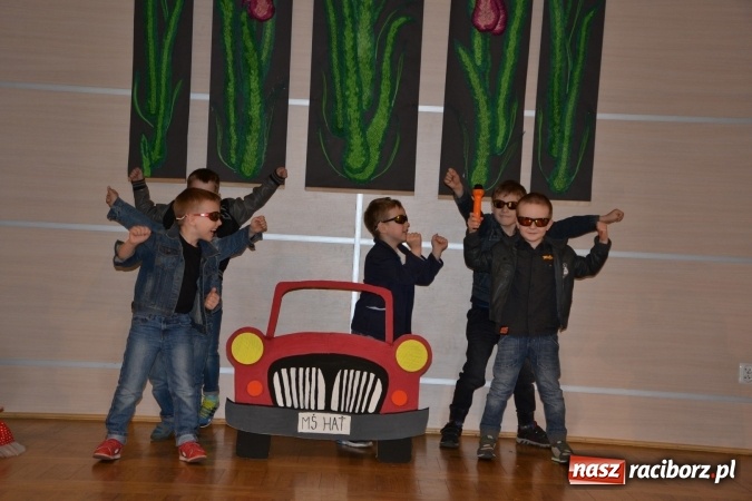 Zdjęcie w galerii na portalu naszraciborz.pl: XXIV Międzynarodowy Przegląd Teatrzyków Przedszkolnych - dzień drugi wiadomości z regionu