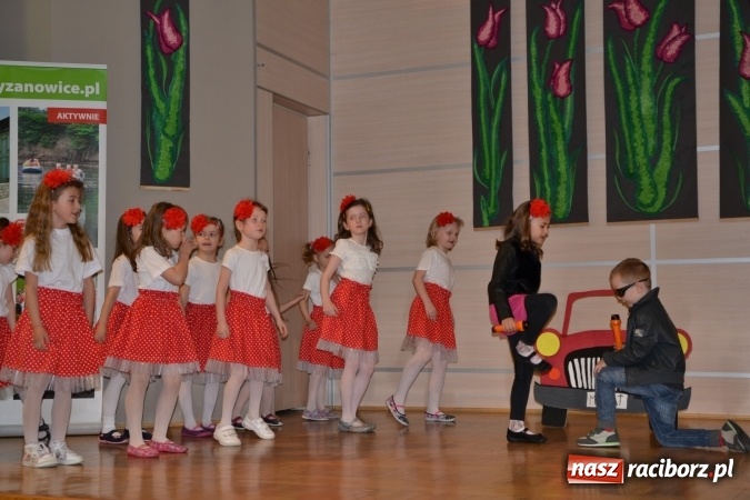 Zdjęcie w galerii na portalu naszraciborz.pl: XXIV Międzynarodowy Przegląd Teatrzyków Przedszkolnych - dzień drugi wiadomości z regionu