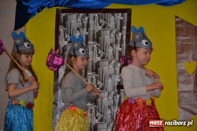 Zdjęcie w galerii na portalu naszraciborz.pl: XXIV Międzynarodowy Przegląd Teatrzyków Przedszkolnych - dzień drugi wiadomości z regionu
