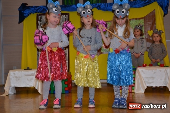 Zdjęcie w galerii na portalu naszraciborz.pl: XXIV Międzynarodowy Przegląd Teatrzyków Przedszkolnych - dzień drugi wiadomości z regionu
