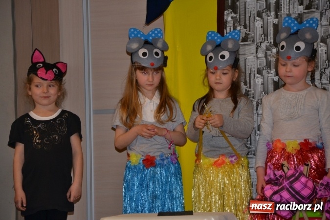 Zdjęcie w galerii na portalu naszraciborz.pl: XXIV Międzynarodowy Przegląd Teatrzyków Przedszkolnych - dzień drugi wiadomości z regionu