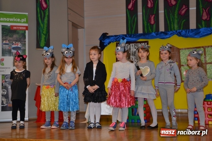 Zdjęcie w galerii na portalu naszraciborz.pl: XXIV Międzynarodowy Przegląd Teatrzyków Przedszkolnych - dzień drugi wiadomości z regionu