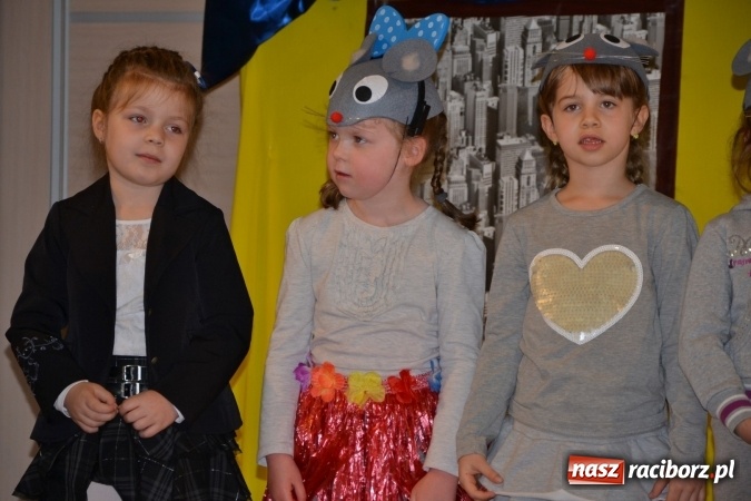 Zdjęcie w galerii na portalu naszraciborz.pl: XXIV Międzynarodowy Przegląd Teatrzyków Przedszkolnych - dzień drugi wiadomości z regionu