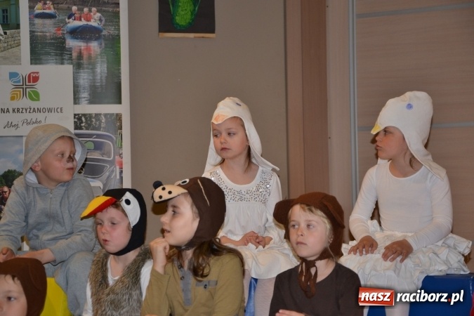 Zdjęcie w galerii na portalu naszraciborz.pl: XXIV Międzynarodowy Przegląd Teatrzyków Przedszkolnych - dzień drugi wiadomości z regionu
