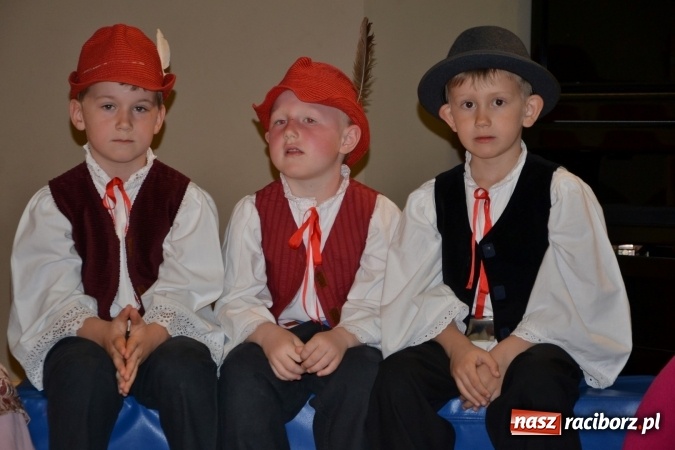 Zdjęcie w galerii na portalu naszraciborz.pl: XXIV Międzynarodowy Przegląd Teatrzyków Przedszkolnych - dzień drugi wiadomości z regionu