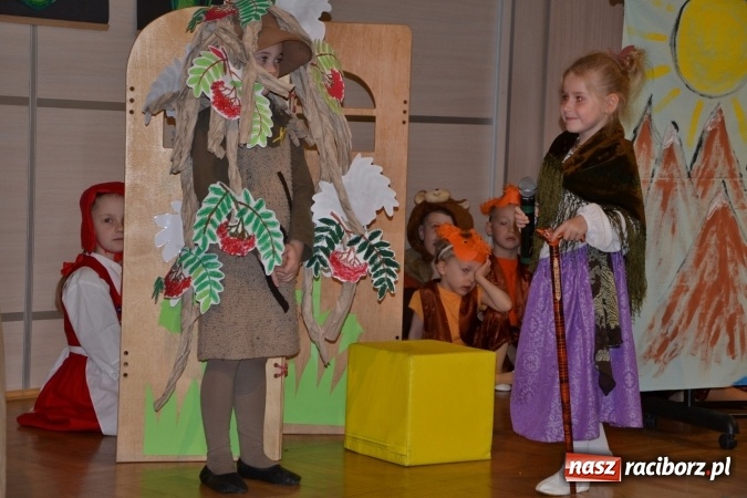 Zdjęcie w galerii na portalu naszraciborz.pl: XXIV Międzynarodowy Przegląd Teatrzyków Przedszkolnych - dzień drugi wiadomości z regionu
