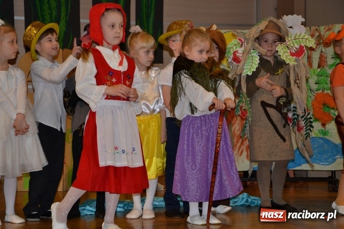 Zdjęcie w galerii na portalu naszraciborz.pl: XXIV Międzynarodowy Przegląd Teatrzyków Przedszkolnych - dzień drugi wiadomości z regionu