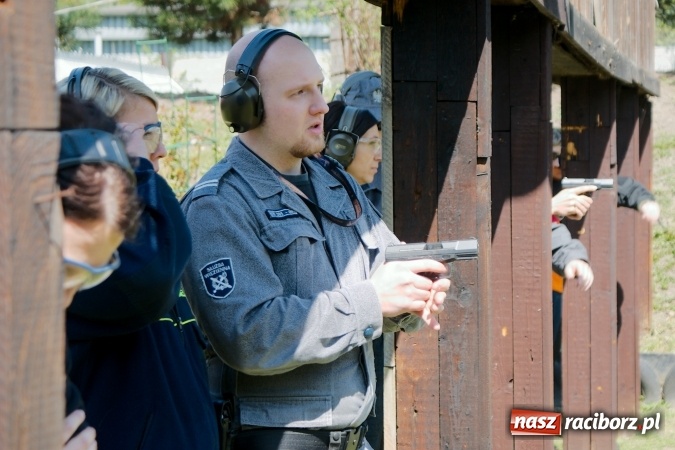 Zdjęcie w galerii na portalu naszraciborz.pl: I Turniej Strzelecki o Puchar Dyrektora Zakładu Karnego wiadomości z regionu