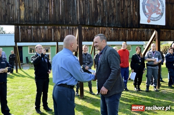 Zdjęcie w galerii na portalu naszraciborz.pl: I Turniej Strzelecki o Puchar Dyrektora Zakładu Karnego wiadomości z regionu