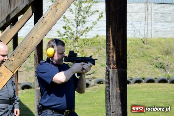Zdjęcie w galerii na portalu naszraciborz.pl: I Turniej Strzelecki o Puchar Dyrektora Zakładu Karnego wiadomości z regionu