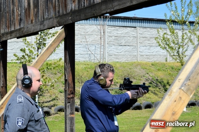 Zdjęcie w galerii na portalu naszraciborz.pl: I Turniej Strzelecki o Puchar Dyrektora Zakładu Karnego wiadomości z regionu