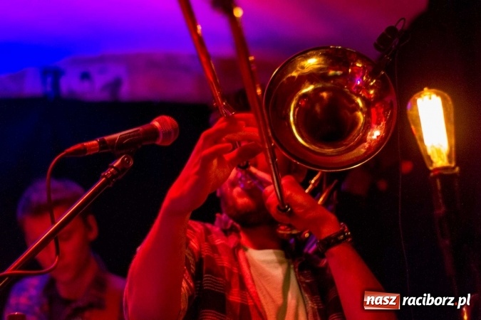 Zdjęcie w galerii na portalu naszraciborz.pl: Powrót Leskiego na Koniec Świata wiadomości z regionu