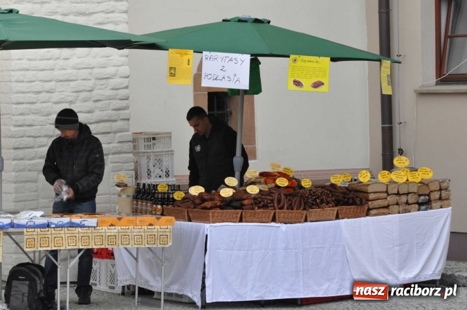 Zdjęcie w galerii na portalu naszraciborz.pl: IV Zamkowy Jarmark kwiatów, żywności ekologicznej i rękodzieła wiadomości z regionu