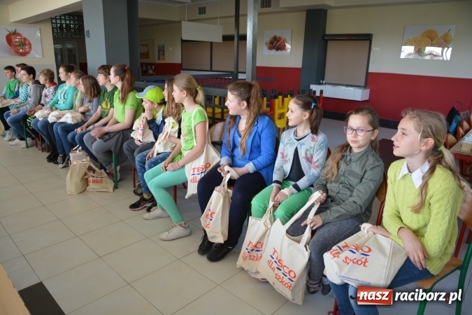 Zdjęcie w galerii na portalu naszraciborz.pl: Warsztaty dizajnerskie w SP 1 na Ostrogu wiadomości z regionu