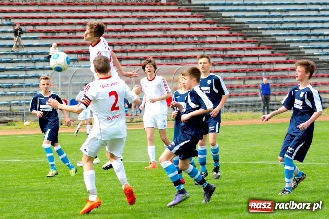 Zdjęcie w galerii na portalu naszraciborz.pl: I WLT: Trampkarze zabrzańskiego Górnika lepsi przy Zamkowej wiadomości z regionu