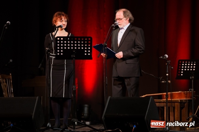 Zdjęcie w galerii na portalu naszraciborz.pl: Koncert jubileuszowy Atlantydy w Domu Kultury Strzecha wiadomości z regionu