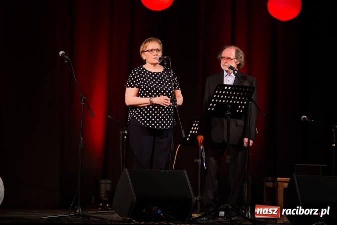 Zdjęcie w galerii na portalu naszraciborz.pl: Koncert jubileuszowy Atlantydy w Domu Kultury Strzecha wiadomości z regionu