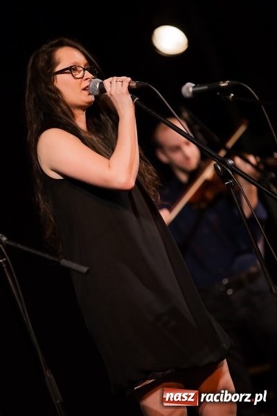Zdjęcie w galerii na portalu naszraciborz.pl: Koncert jubileuszowy Atlantydy w Domu Kultury Strzecha wiadomości z regionu