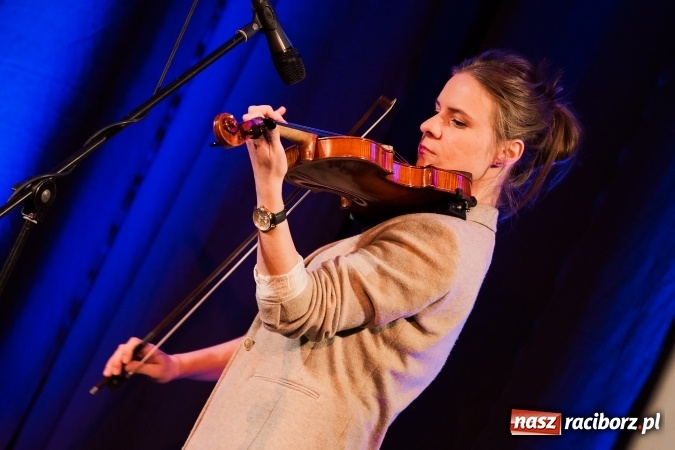 Zdjęcie w galerii na portalu naszraciborz.pl: Koncert jubileuszowy Atlantydy w Domu Kultury Strzecha wiadomości z regionu