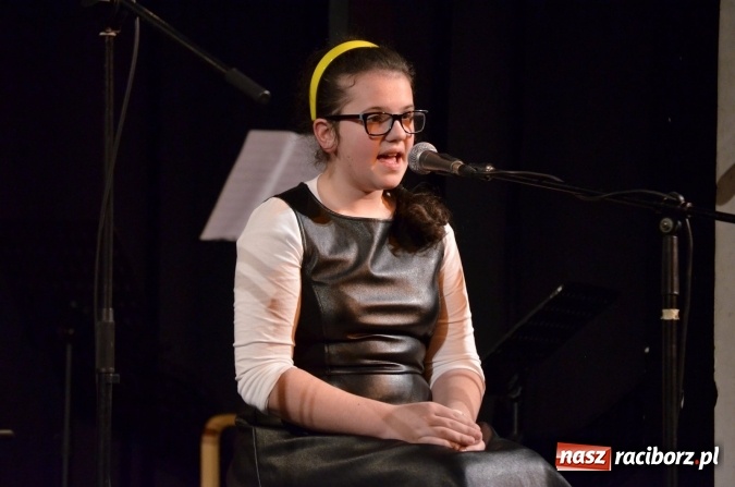 Zdjęcie w galerii na portalu naszraciborz.pl: Koncert jubileuszowy Atlantydy w Domu Kultury Strzecha wiadomości z regionu