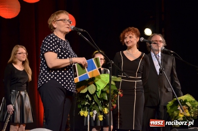 Zdjęcie w galerii na portalu naszraciborz.pl: Koncert jubileuszowy Atlantydy w Domu Kultury Strzecha wiadomości z regionu