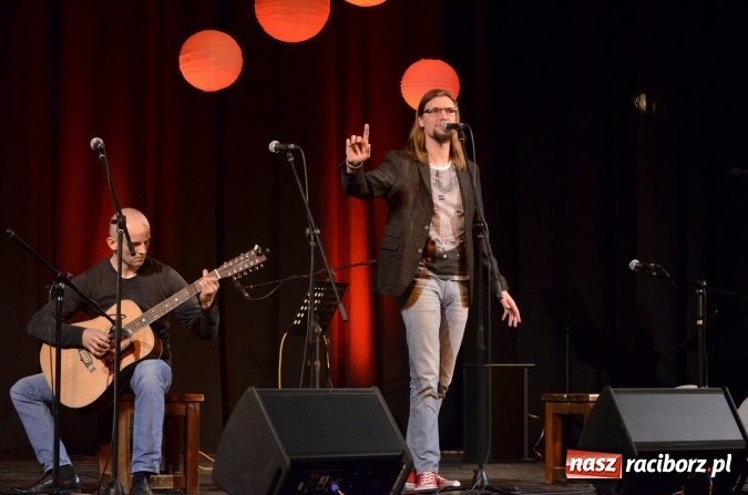 Zdjęcie w galerii na portalu naszraciborz.pl: Koncert jubileuszowy Atlantydy w Domu Kultury Strzecha wiadomości z regionu