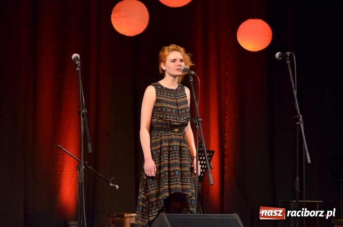 Zdjęcie w galerii na portalu naszraciborz.pl: Koncert jubileuszowy Atlantydy w Domu Kultury Strzecha wiadomości z regionu