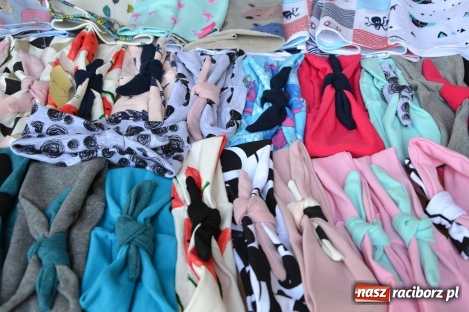 Zdjęcie w galerii na portalu naszraciborz.pl: IV Zamkowy Jarmark kwiatów, żywności ekologicznej i rękodzieła za nami wiadomości z regionu