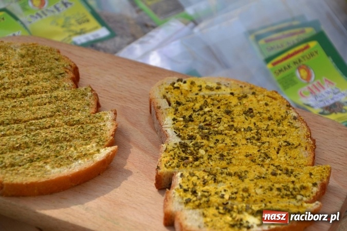 Zdjęcie w galerii na portalu naszraciborz.pl: IV Zamkowy Jarmark kwiatów, żywności ekologicznej i rękodzieła za nami wiadomości z regionu