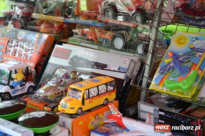 Zdjęcie w galerii na portalu naszraciborz.pl: IV Zamkowy Jarmark kwiatów, żywności ekologicznej i rękodzieła za nami wiadomości z regionu