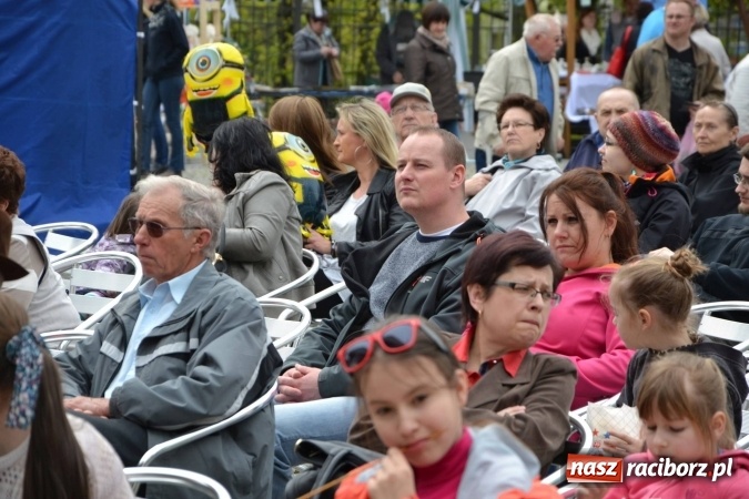 Zdjęcie w galerii na portalu naszraciborz.pl: IV Zamkowy Jarmark kwiatów, żywności ekologicznej i rękodzieła za nami wiadomości z regionu