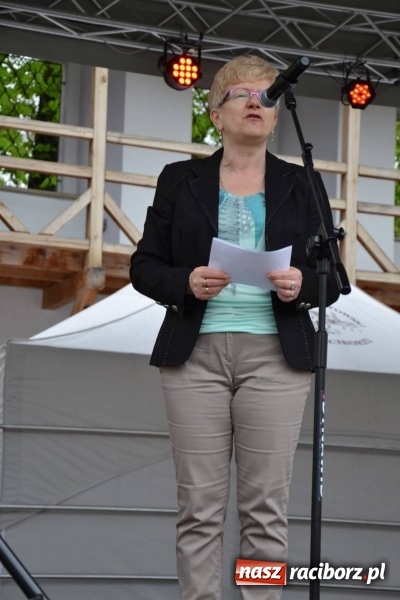 Zdjęcie w galerii na portalu naszraciborz.pl: IV Zamkowy Jarmark kwiatów, żywności ekologicznej i rękodzieła za nami wiadomości z regionu