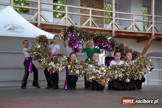 Zdjęcie w galerii na portalu naszraciborz.pl: IV Zamkowy Jarmark kwiatów, żywności ekologicznej i rękodzieła za nami wiadomości z regionu