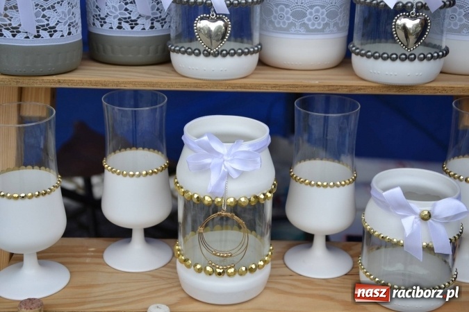 Zdjęcie w galerii na portalu naszraciborz.pl: IV Zamkowy Jarmark kwiatów, żywności ekologicznej i rękodzieła za nami wiadomości z regionu